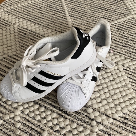 Adidas superstar - Picture 2 of 3